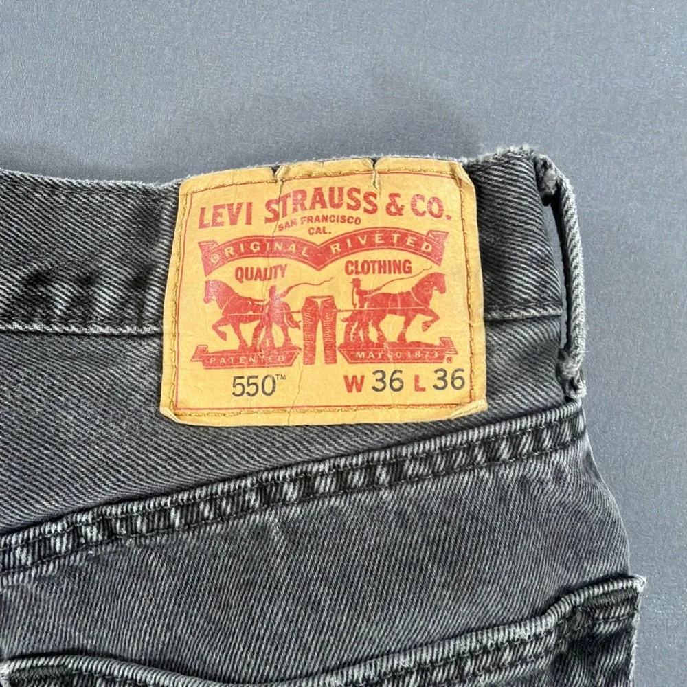 Levi Black Jeans 550 36 X 36